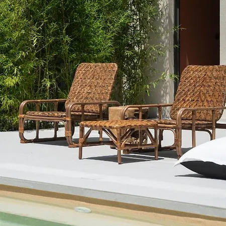 Pnoe - Feel At Apartmanhotel