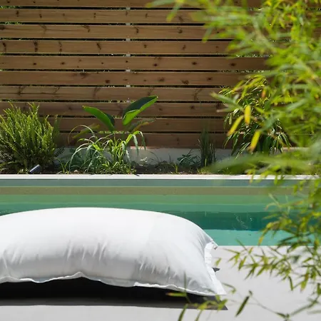 Pnoe - Feel At Apartmanhotel