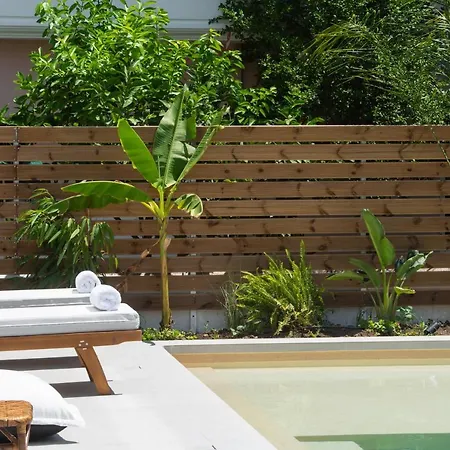 Pnoe - Feel At Apartmanhotel