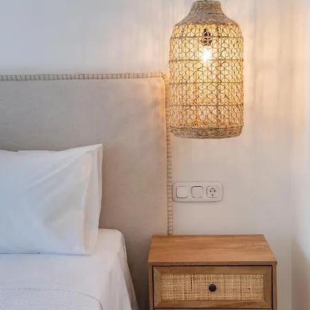 Pnoe - Feel At Apartmanhotel