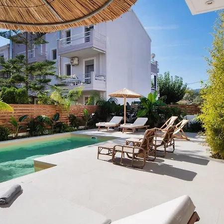 Pnoe - Feel At Apartmanhotel 4*