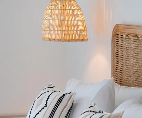 Aparthotel Pnoe - Feel At 4*