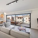 Aparthotel Pnoe - Feel At
