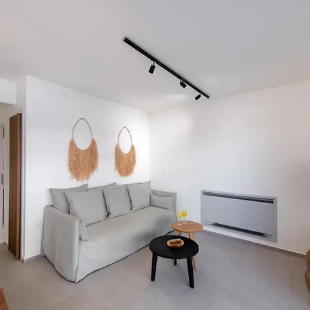 Pnoe - Feel At Lejlighedshotel