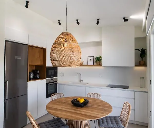 Pnoe - Feel At Apartmanhotel