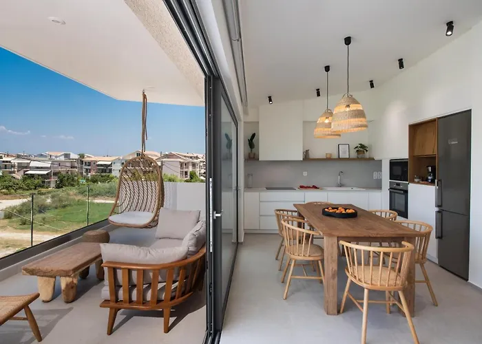 Apartmanhotel Pnoe - Feel At 4*